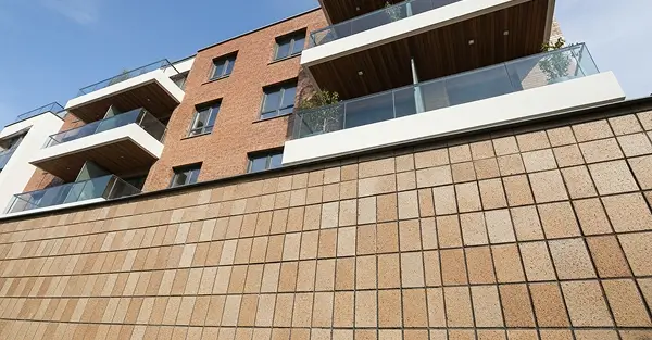 Fachada de cerâmica ou pastilhas